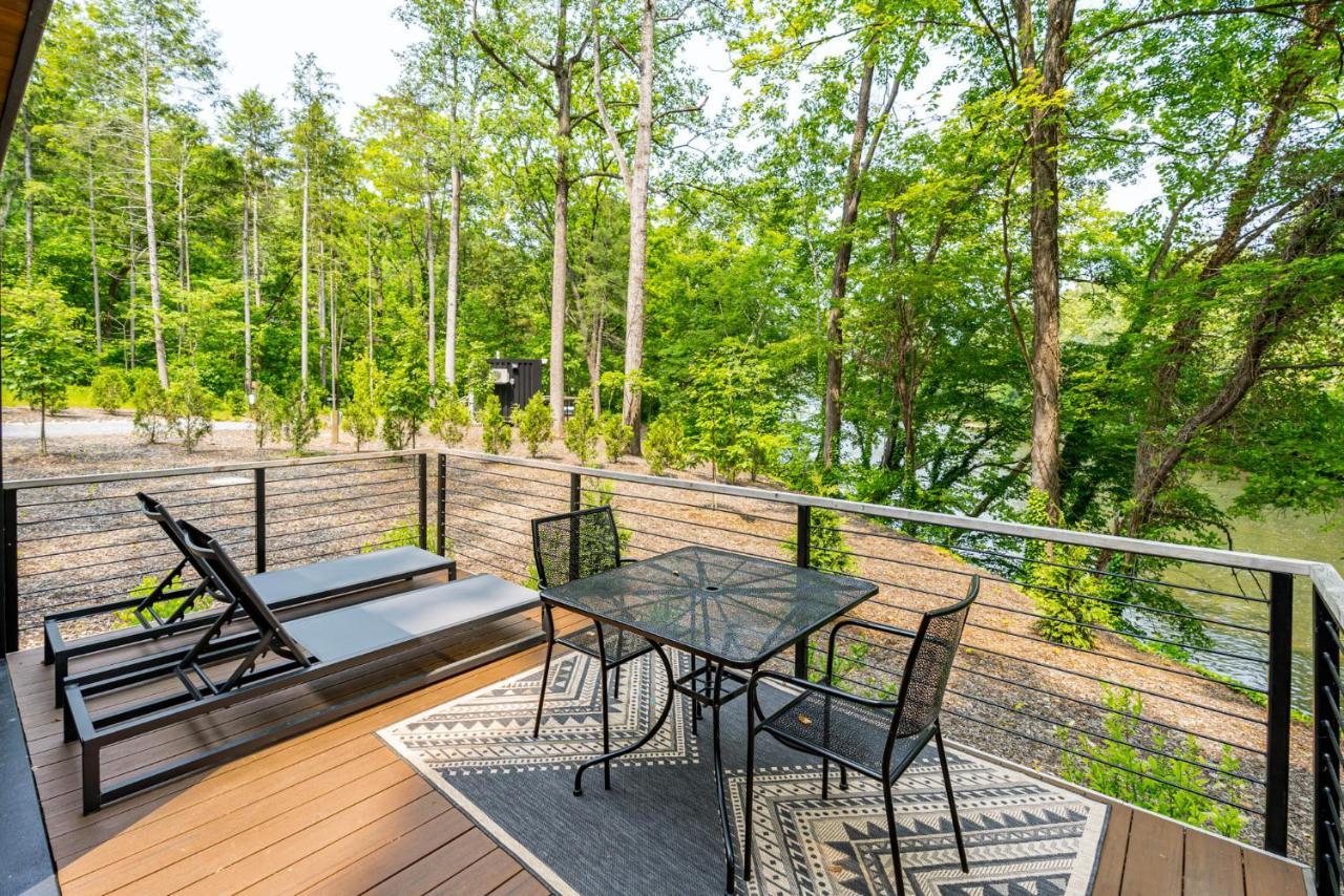 Riverside Tiny Cabin W Hot Tub, Fire Pit, & Kayaks Rileyville Bagian luar foto