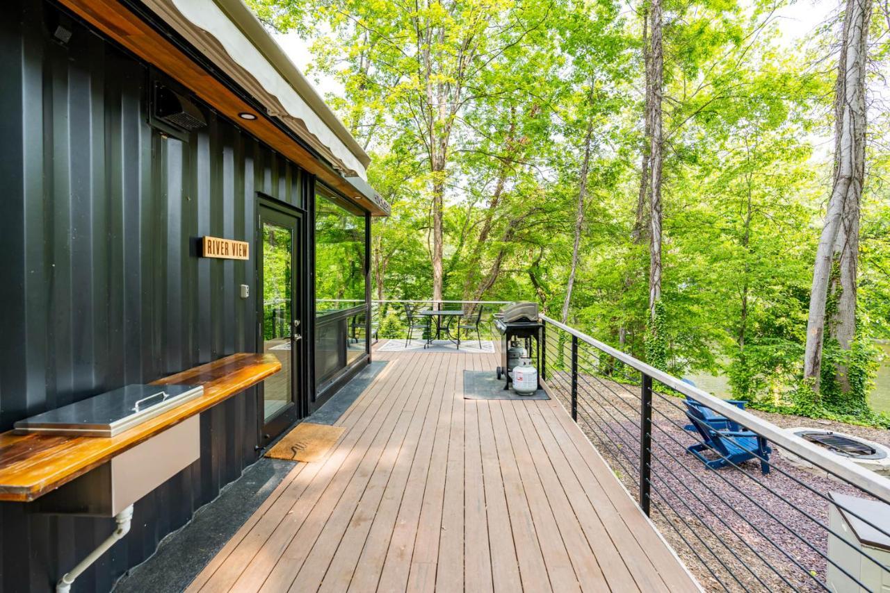 Riverside Tiny Cabin W Hot Tub, Fire Pit, & Kayaks Rileyville Bagian luar foto